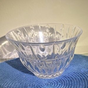 Vintage Crystal Clear Bowl  - Like New